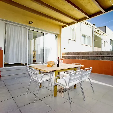 Amplio Con Terraza En Zona Muy Tranquila Apartamento Esplugues de Llobregat